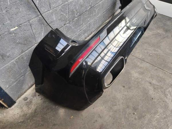 PARE CHOC ARRIERE VOLVO - Vue 2